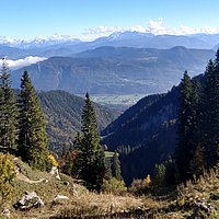 Blick von der Kampenwand aufs Kaisergebirge