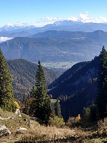 Blick von der Kampenwand aufs Kaisergebirge